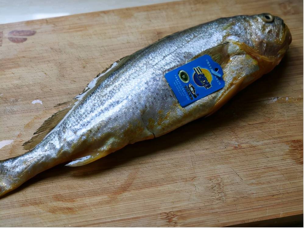 方法|大黄鱼送进烤箱很美味,外酥里嫩,家人都爱吃