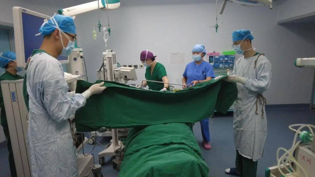 手术|上腹疼痛20天，检查结果让人震惊！患胆结石未引起重视，竟发展成癌……