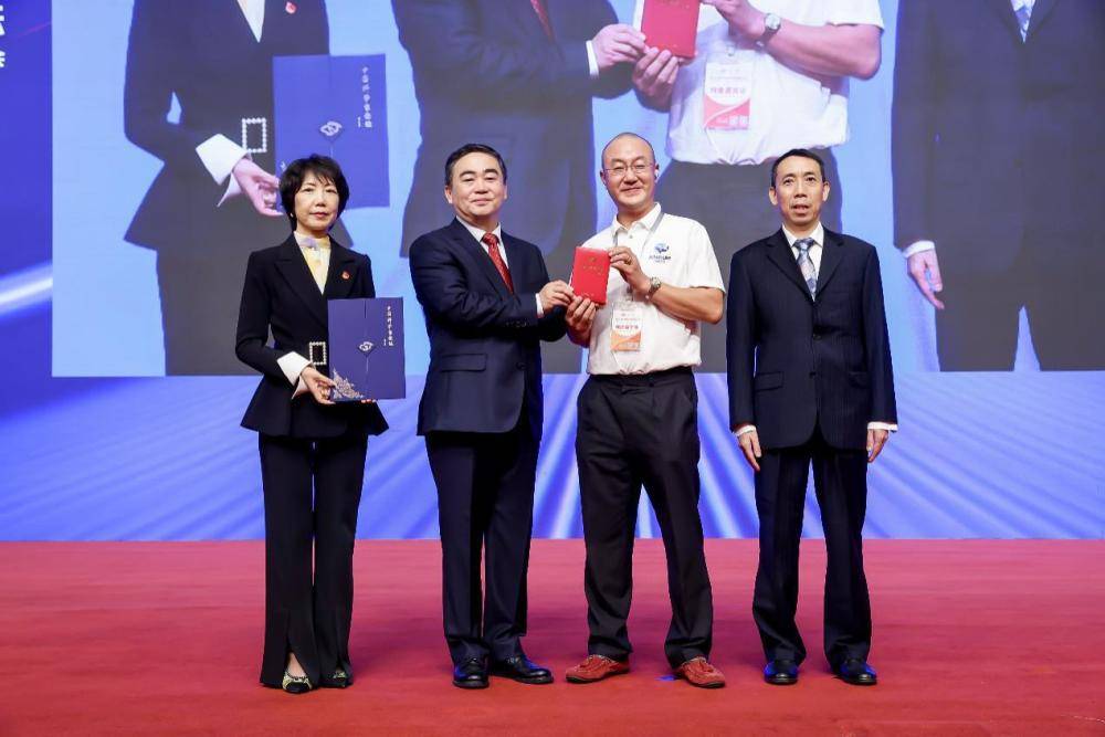 产品|新一代国产洗涤日化领军品牌——全鲸董事长韩耀宁受邀参加中国科学家论坛峰会