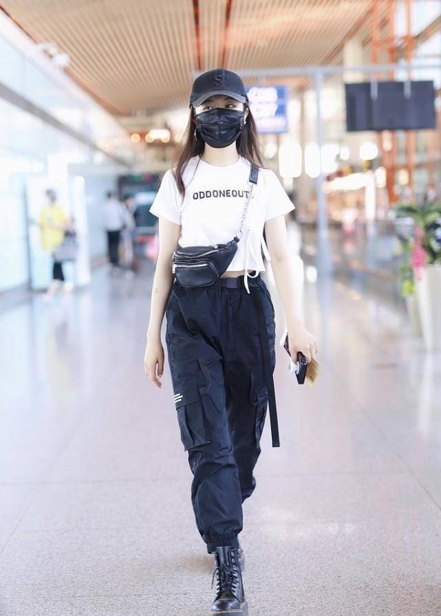 进行 李兰迪《山河表里》路透曝光,穿学生装太青春了,生图让人好心动
