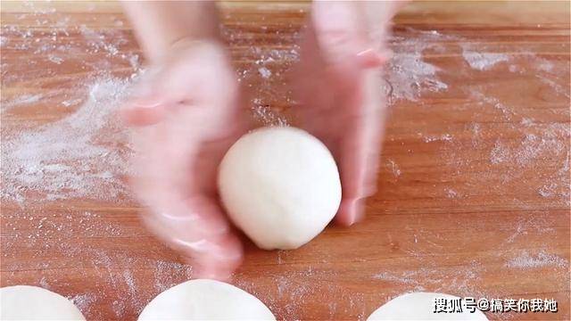 做法|分享一款早餐的家常做法，荤素搭配，营养均衡又美味