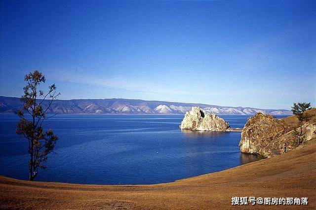 贝加尔湖是最大的内陆湖，号称世界之井，它还有五个难解的谜团
