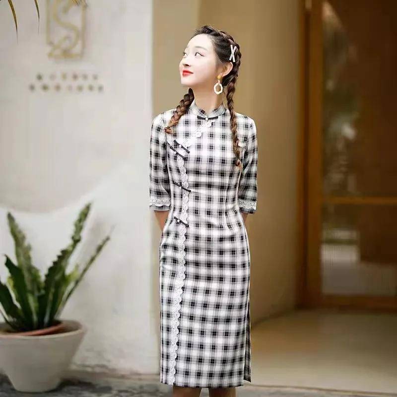 少男少女 入秋穿“旗袍”炸街,优雅高级复古减龄显气质,30+女人都看好了