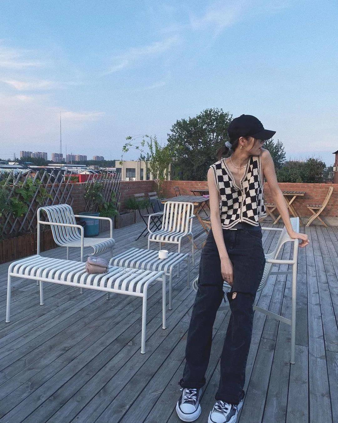 条纹 蹭明星人气从无名小卒变顶流？各种风格游刃有余，当之无愧的大势