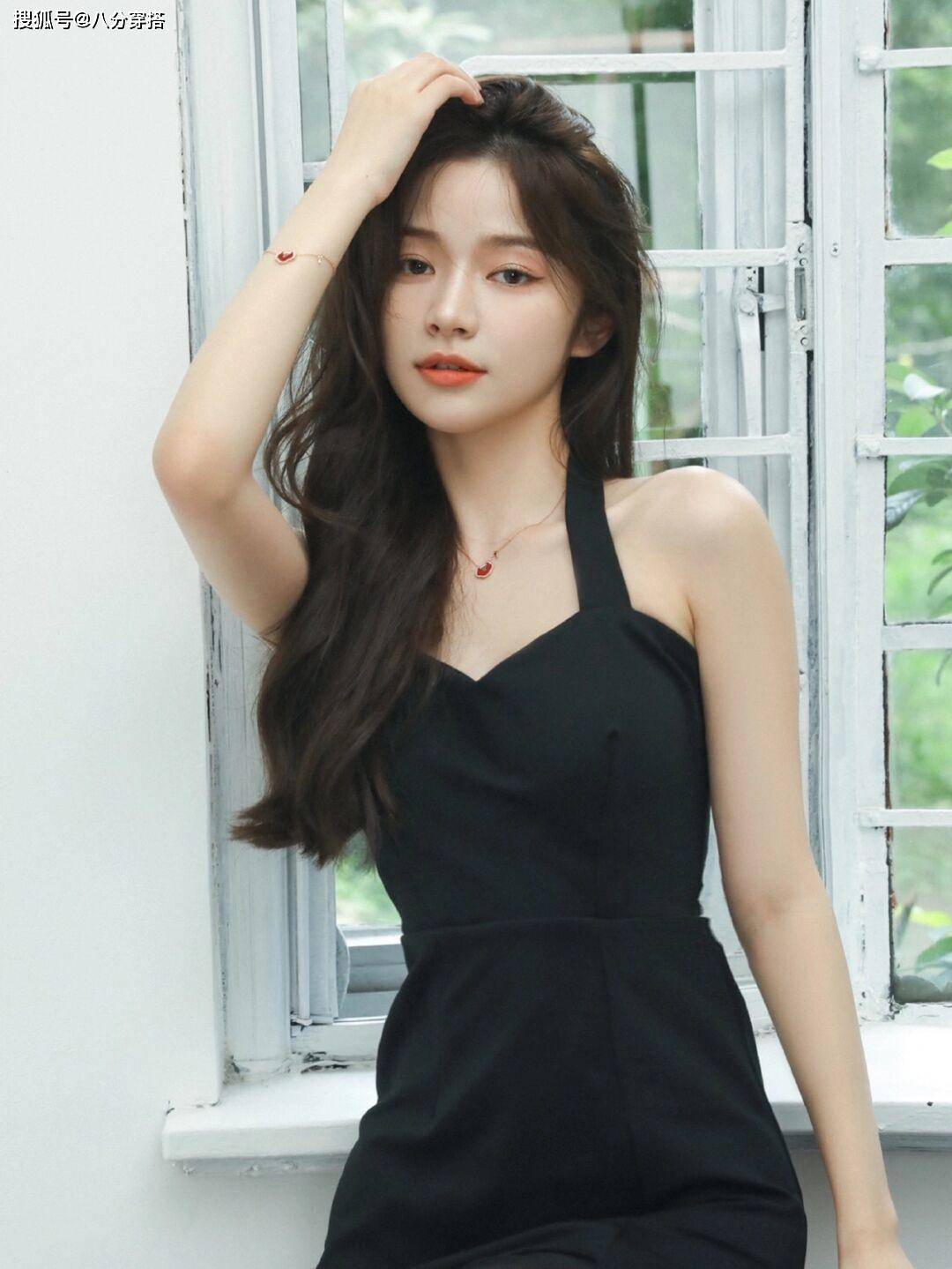 御姐 秋季穿搭没思路？看看这些穿搭小技巧，让你气质翻倍又时髦