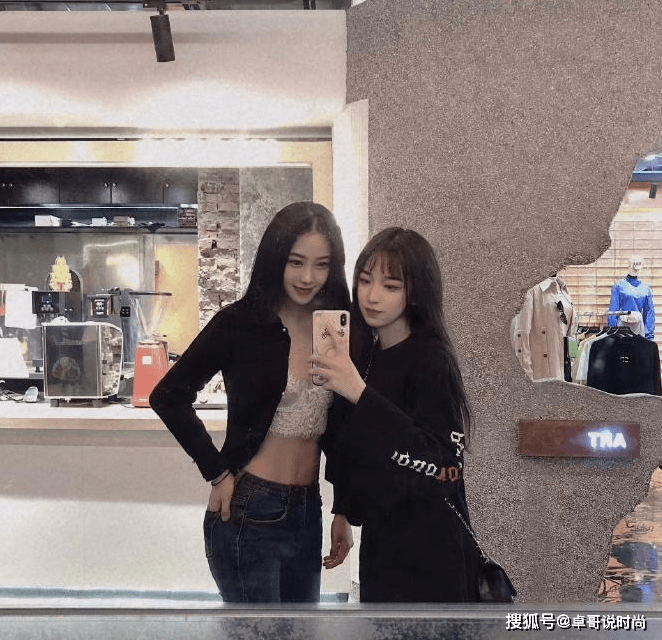 设计 留学小姐姐甜美穿搭，可爱又动人，网友：被甜到了