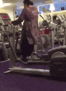搞笑GIF：如何優雅而不失風度地撩妹 搞笑整蠱 第2张