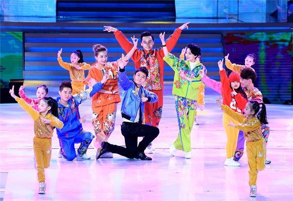 李小璐|甜馨高烧无缘BTV春晚 乃爸救场巡山抱错甜馨