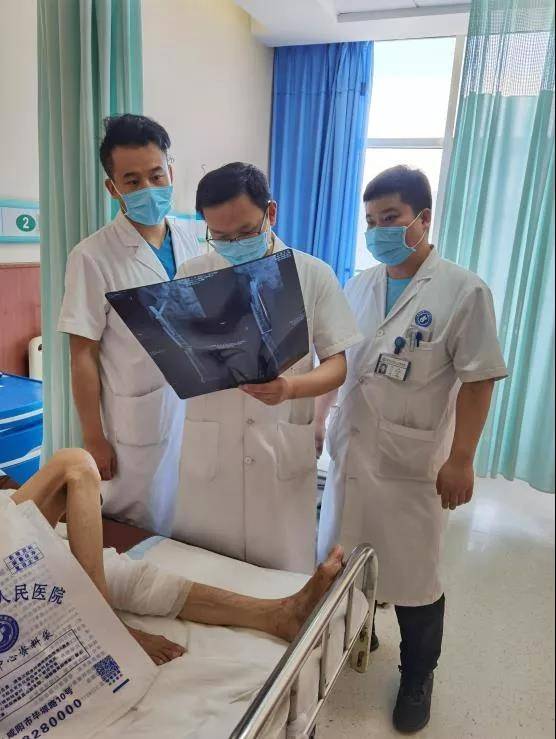 眼病|咸阳市第一人民医院：一台“无声”的眼科手术让一名“特殊”的患者重见光明