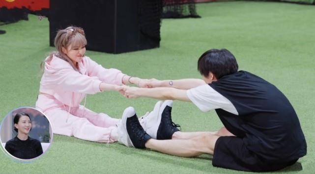 生活|陈瑞丰太细心,冒雨为周扬青买早餐,结账时价格暴露他真实家境