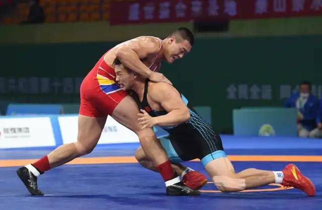 第十四届全运会闭幕重庆代表团获得2金8银2铜