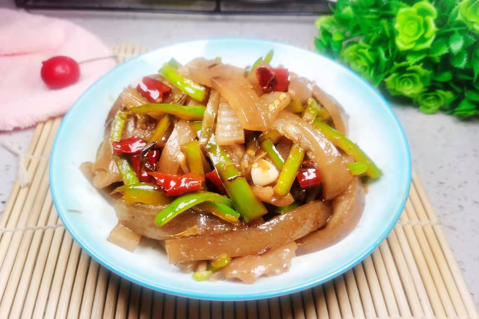 猪肉皮炒青菜图片