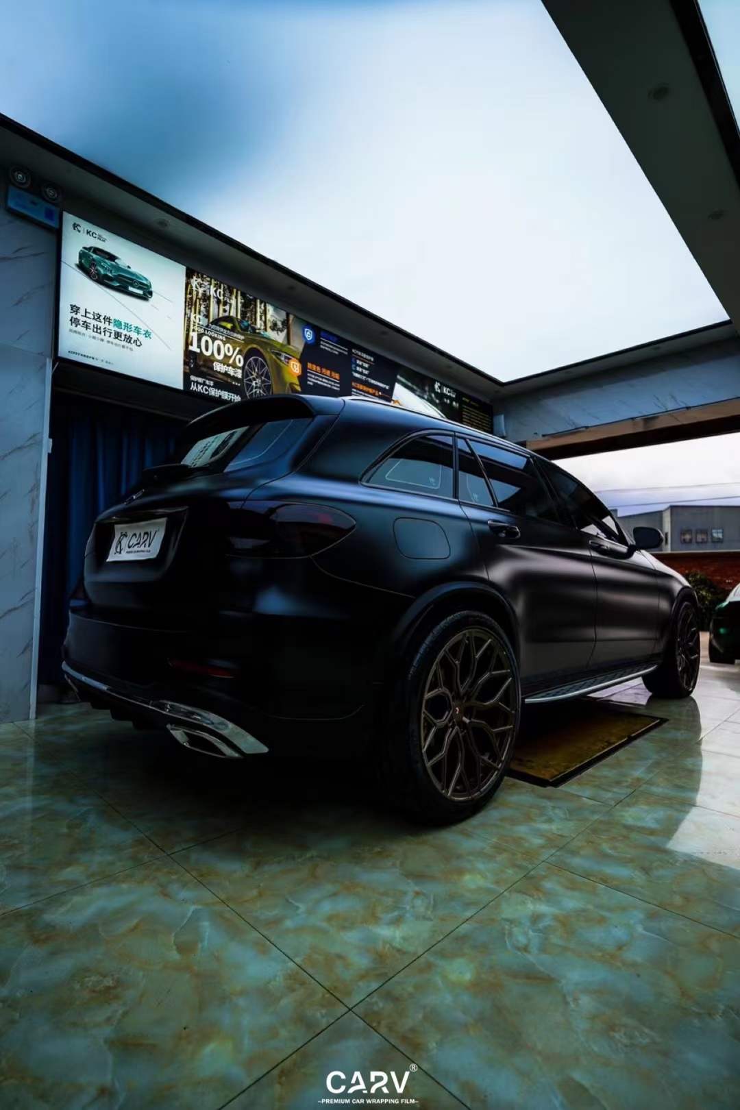 奔驰glc全车卡孚carv改色膜陶瓷黑