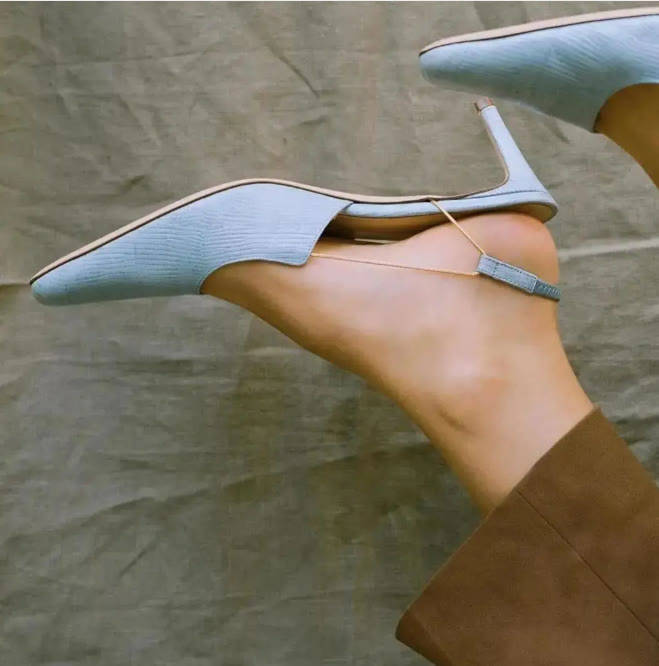 色调 伊比萨蓝！与你赴一场蓝宝石的浪漫穿搭