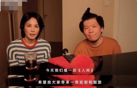 皮筋 周迅现身机场照片曝光，穿衣打扮接地气，手带廉价小皮筋！