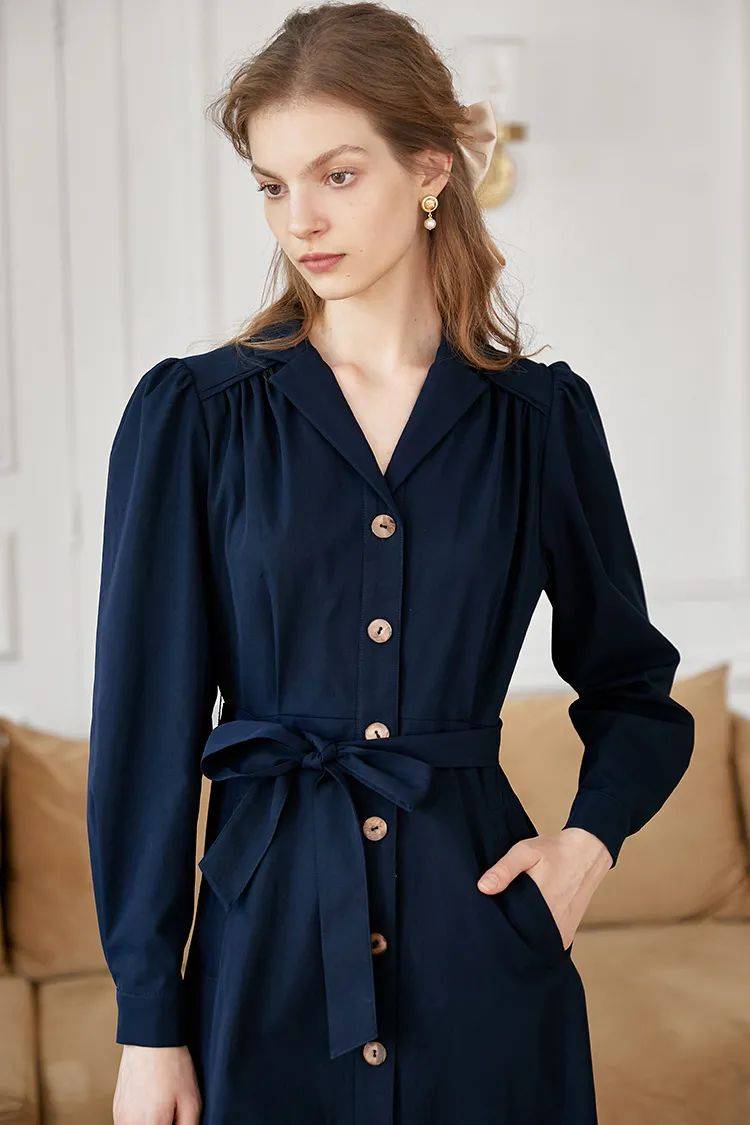 设计 秋天外套里面穿什么?这4种经典内搭让你一直美下去！