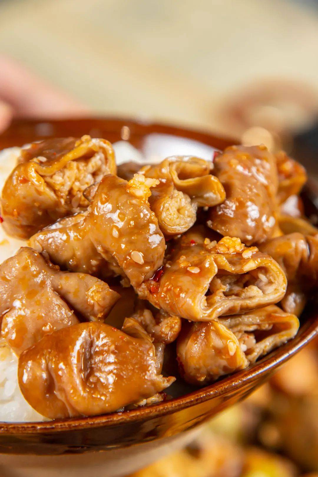 爆火成都的麻辣烫来了比脸还大