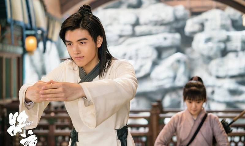 能力|陈凯歌陈飞宇父子传承的群嘲体质:能力弱心眼小、精致利己改国籍