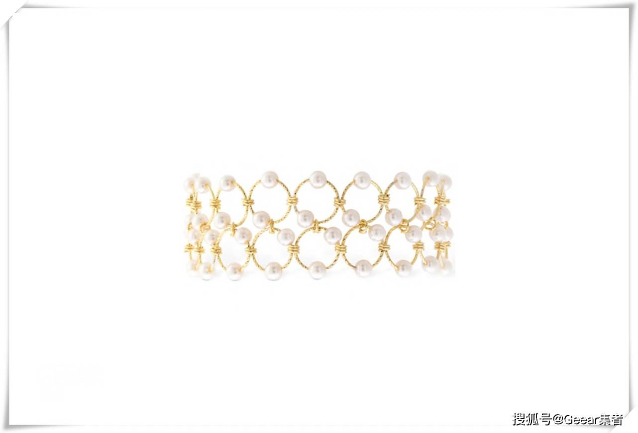 孝渊 韩星们也不约而同戴上这款项链：秋冬不能错过的珍珠首饰！