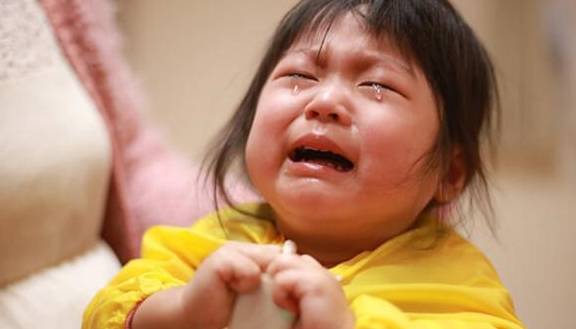 社交能力|幼儿园老师透露：第一天上幼儿园不哭的娃，多半是出自这4种家庭