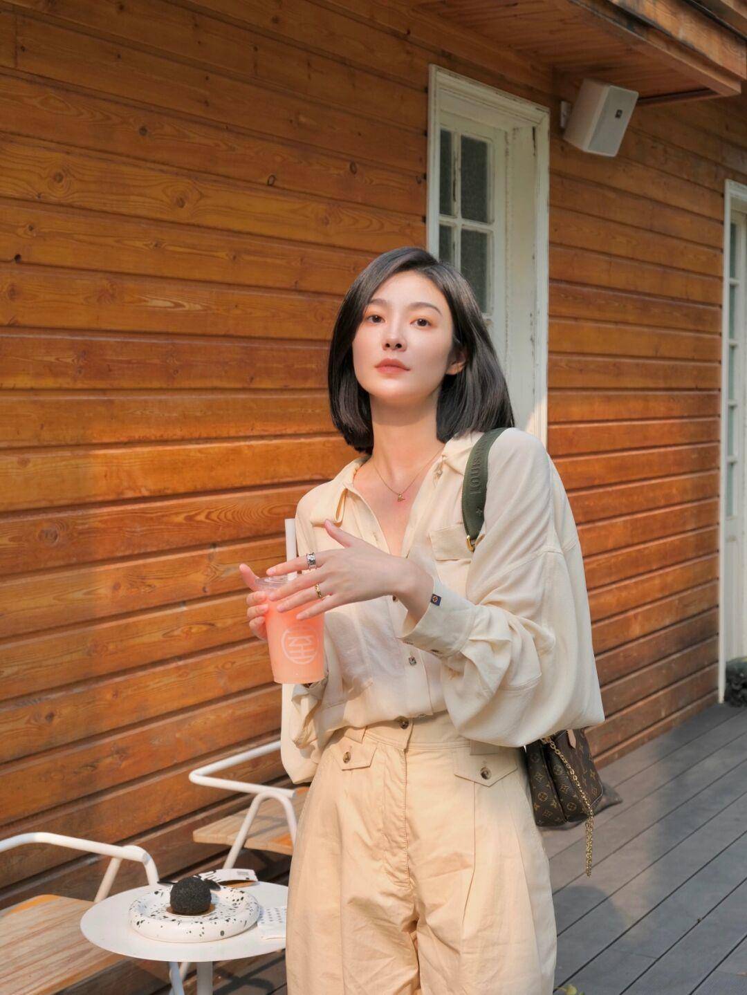 chic 适合气质女性的chic风穿搭，端庄成熟又有格调，照穿让你气质翻倍