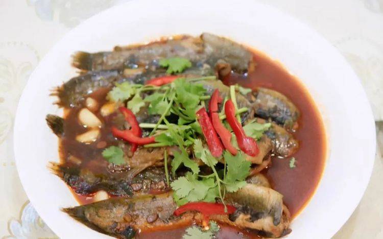 蒲谷|血糖高的人,想要稳定血糖值,记住六个字!