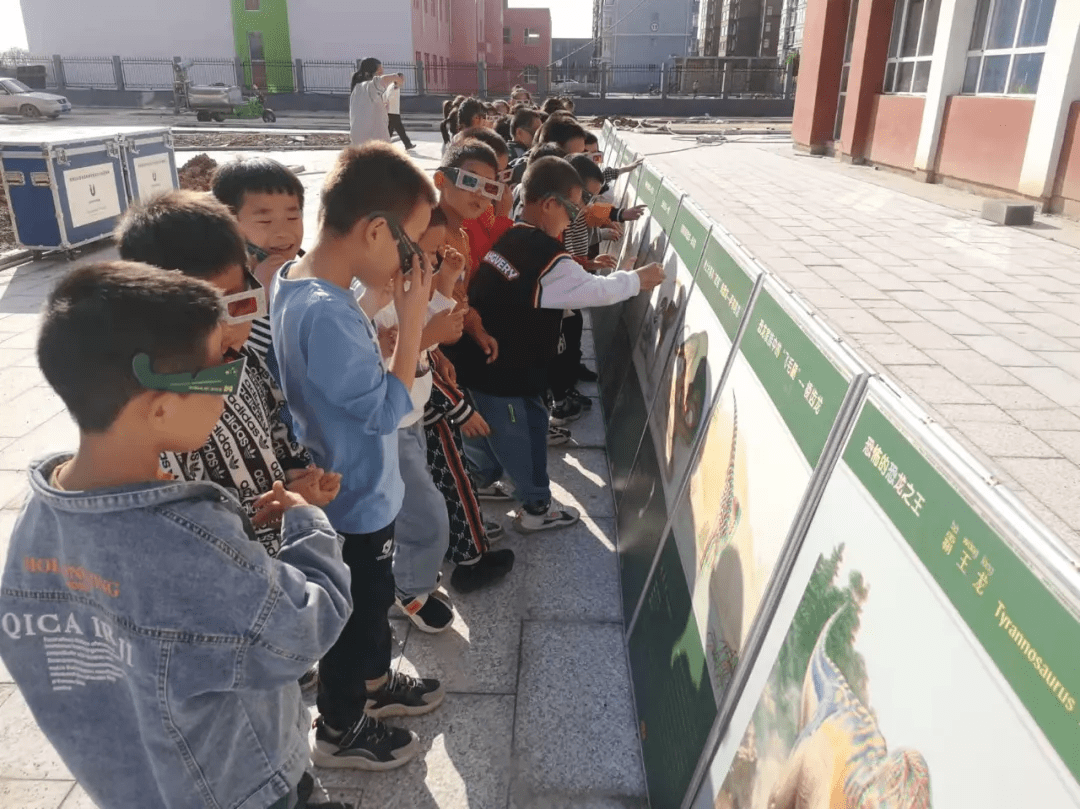 展品|汾阳市科协开展科普大篷车进校园活动