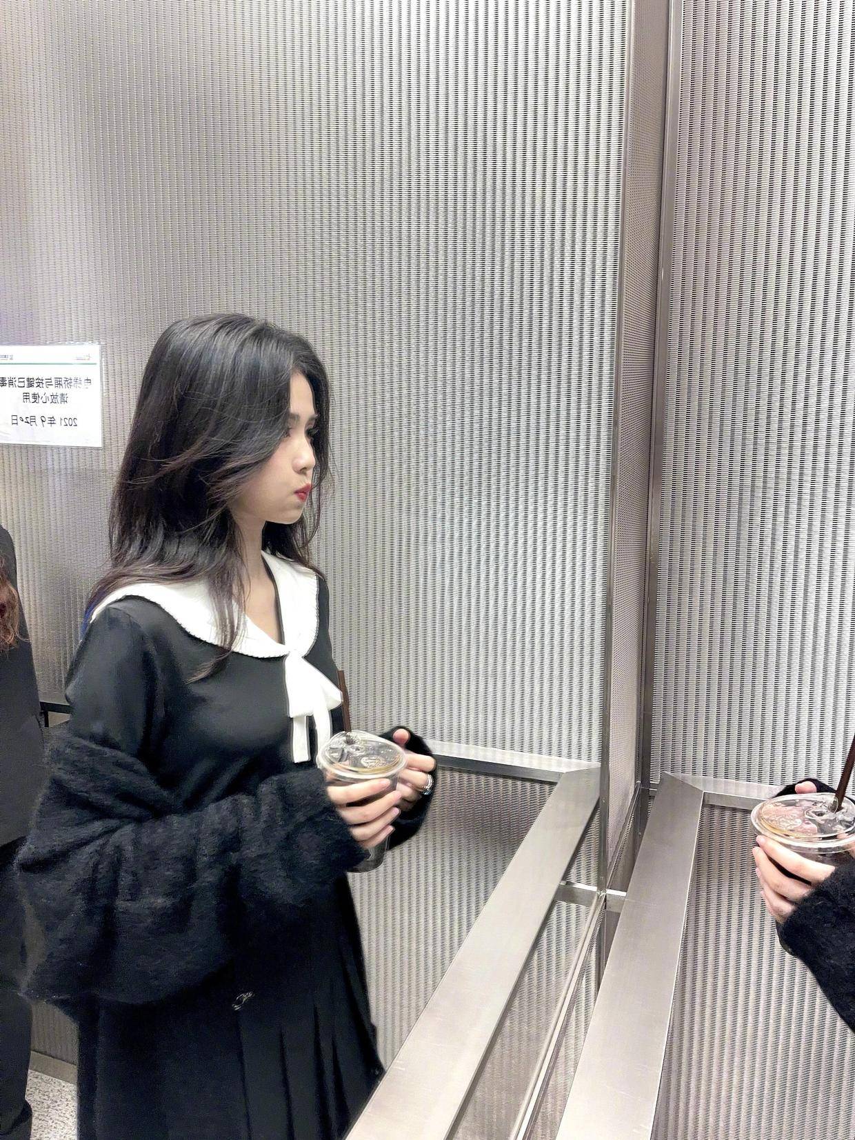 元素 白鹿人美又会穿,黑色格子西服套装知性干练,简约利落又有气场