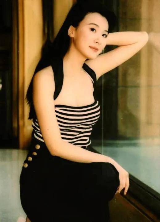 台湾从太太们的眼中钉变成美貌灾难户，是什么让她一路走土路？