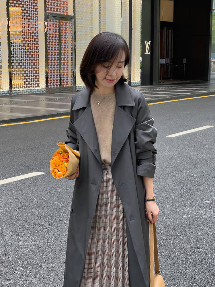 小个子 今年秋天,会穿搭的女生少不了这些单品,时髦精致又百搭