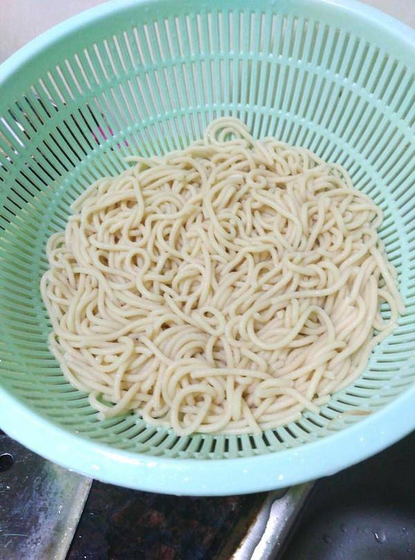 下氣|學會面條的此個做法，從此早餐告別吃方便面，營養豐富，味道香！