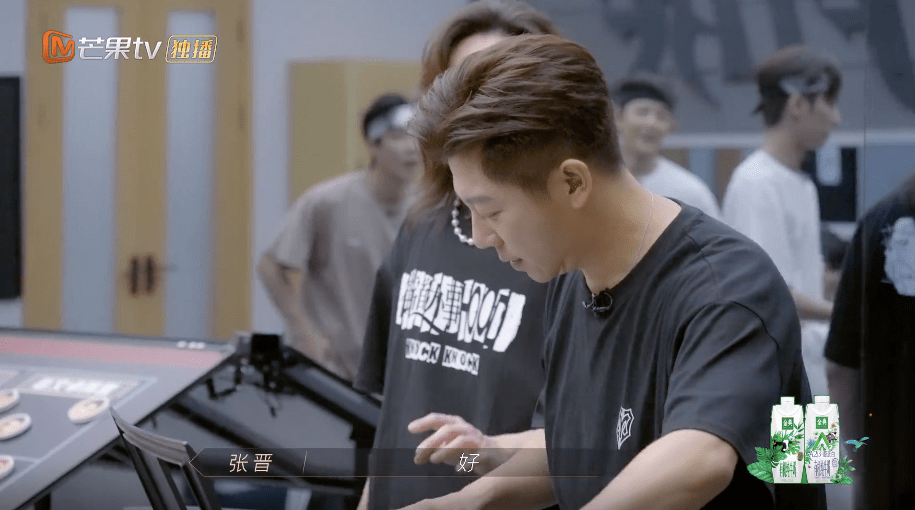 张晋|唱功不输林志炫、情怀不输陈小春，张晋为何不打胡海泉这张王牌?