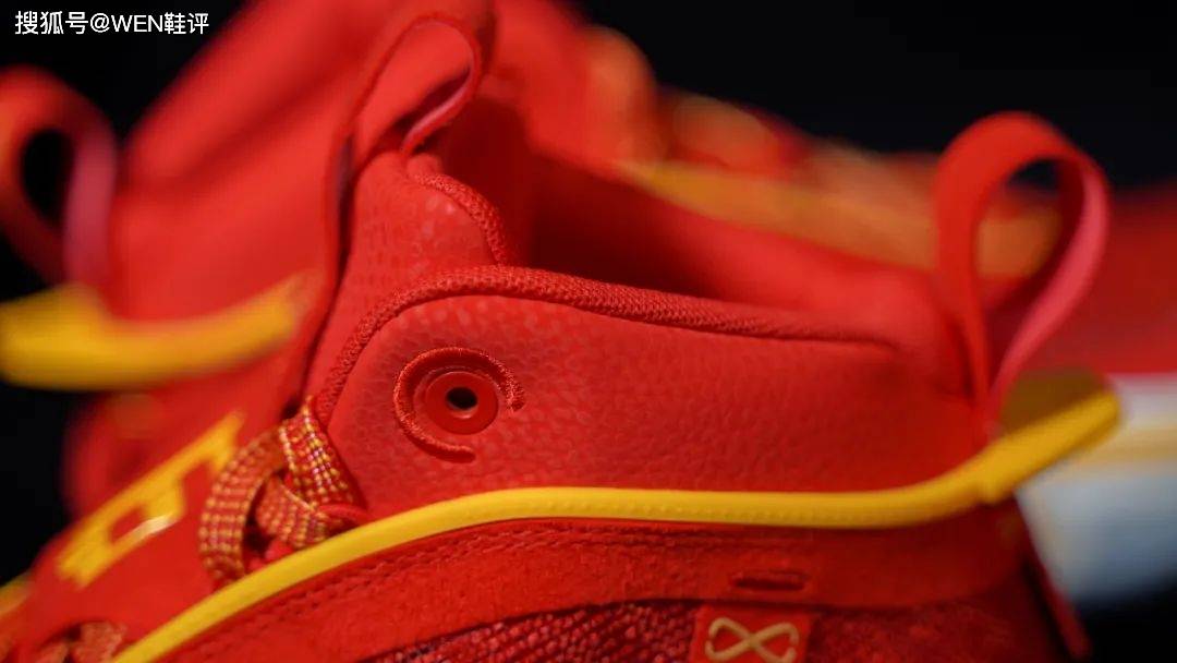 旗舰 黔驴技穷？连旗舰都不上心的AJ36有啥亮点？