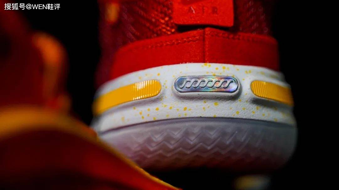 旗舰 黔驴技穷？连旗舰都不上心的AJ36有啥亮点？