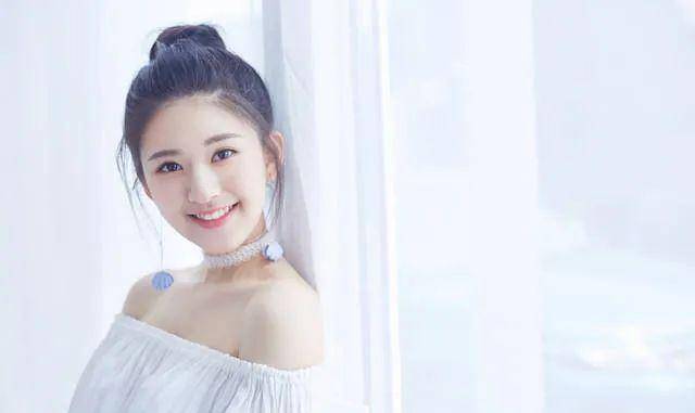 因为|《中国医生》里张子枫展现“神仙落泪”,有望成为00后“影后”?