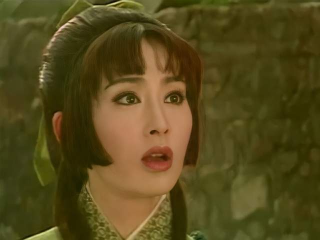 张敏于1998年电视剧《战国红颜》中出演西施