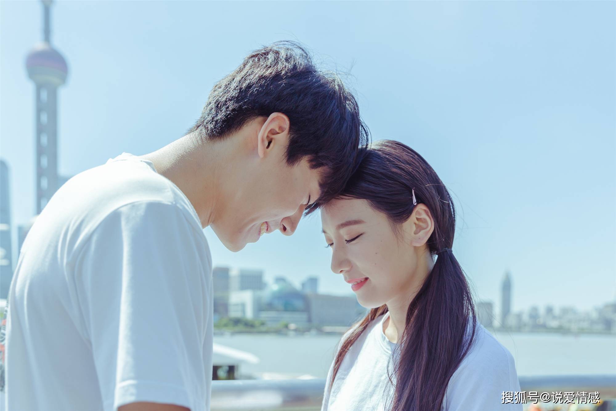 怎么才能做一个引导型恋人 0271baf4b00549248e64981676ac9c2a.jpeg