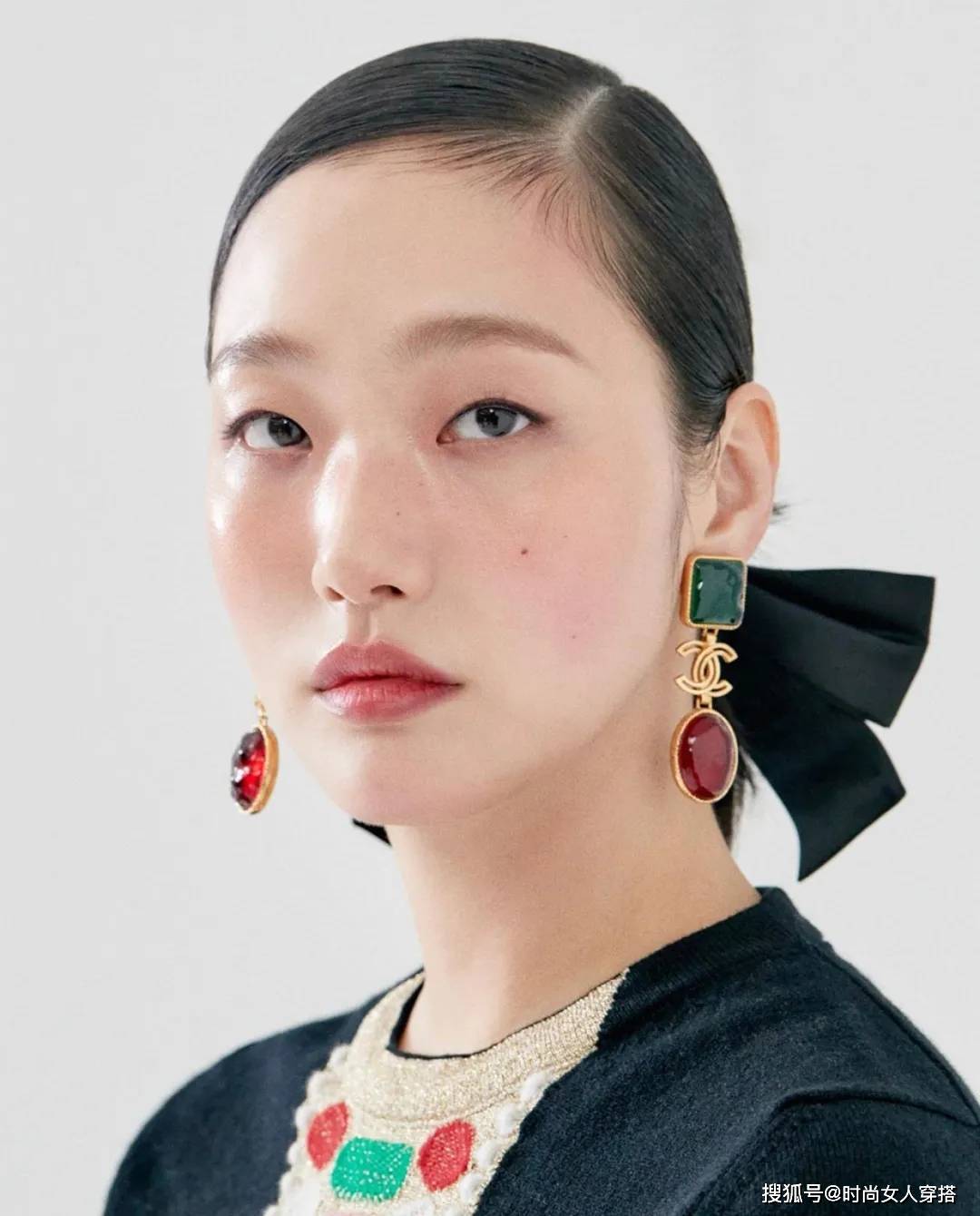 Chanel 遭男友劈腿再遇真爱，换100+时髦Look！30岁的她，靠什么俘获男神？