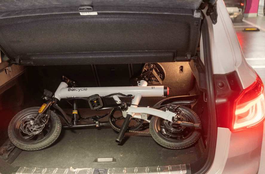 新国货防塞神器36km续航1秒折叠北京白领幸福制造机