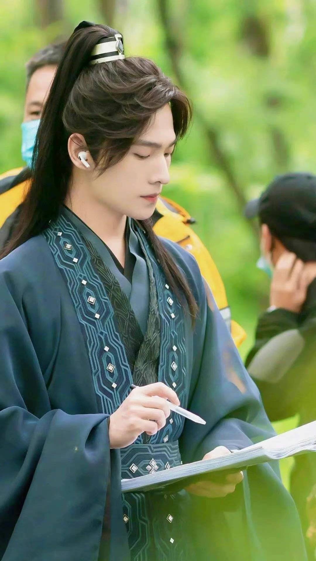 眼吧 杨洋《且试天下》古装造型路透，这才是古装美男！