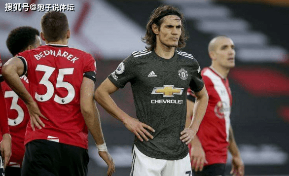 曼聯(lián)|有你沒(méi)我！王牌因C羅而逼宮離隊(duì) 曼聯(lián)更衣室內(nèi)訌 弗爵爺不滿索帥
