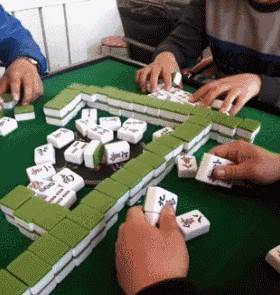 搞笑段子幽默笑話圖片：大哥，你一手的好牌，讓你糟蹋了 搞笑整蠱 第1张