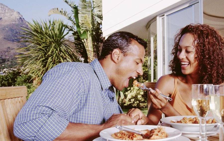 人群|体重久减不下?看看易瘦的人都有哪些特征,饮食规律是重点