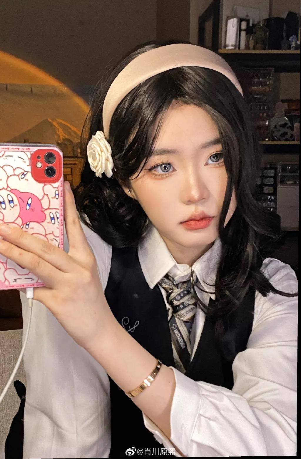 音分从呆瓜素颜到美漫小野猫，堪称徒手整形的抖音换头博主？