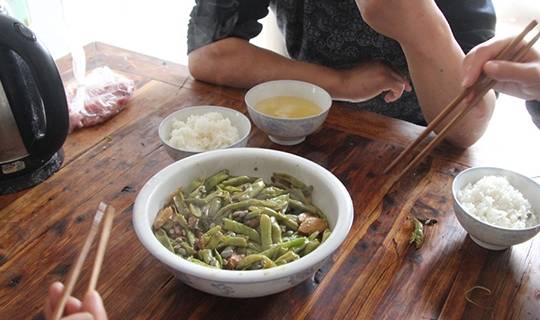 生活|在外吃饭，需要防的不是乙肝患者，而是2类人，现在知道不迟