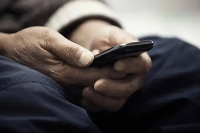 女儿|老年人游戏需求越来越多，但为何游戏不在乎老年人？