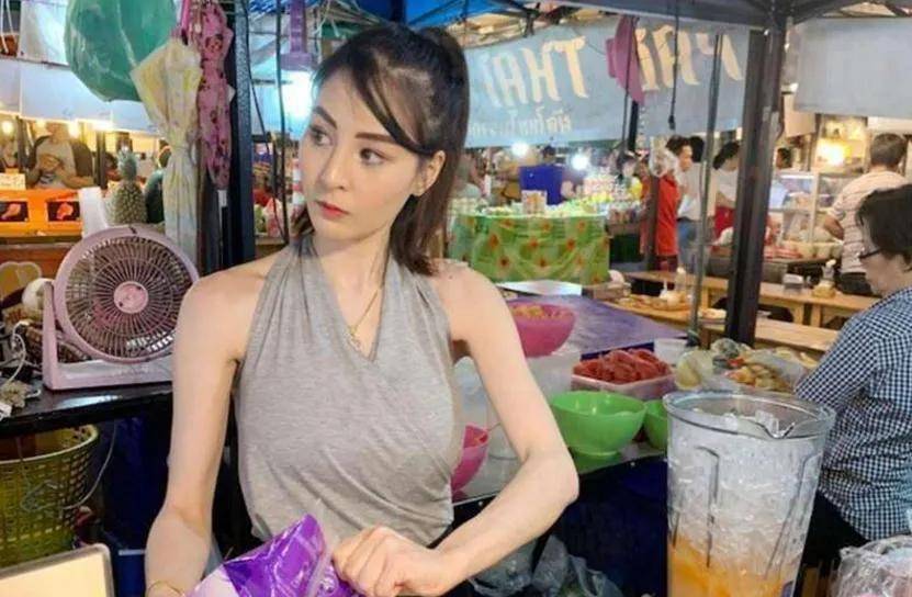 审美为什么Lisa的颜在全球美貌好评度高，在韩国还是被容貌打压？