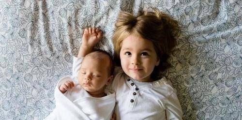 扶弟|谢娜二胎产女后首次亮相大本营，活力满满，网友：看不出二胎！