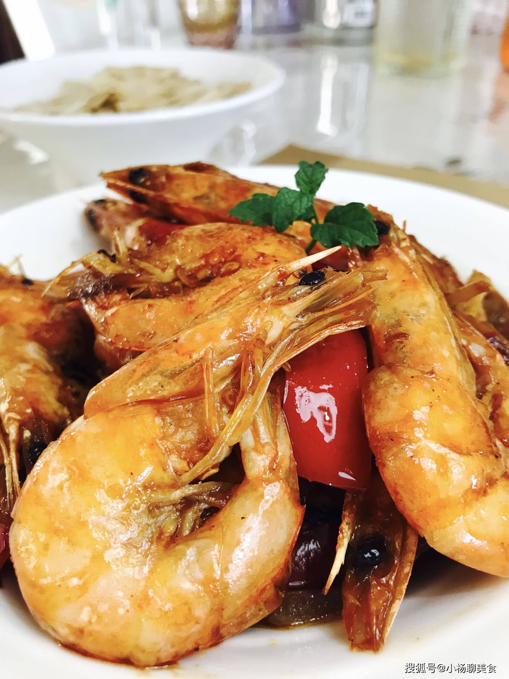 做法|教你入味又滑嫩的对虾做法，味道倍儿香，零厨艺，一看你就懂了