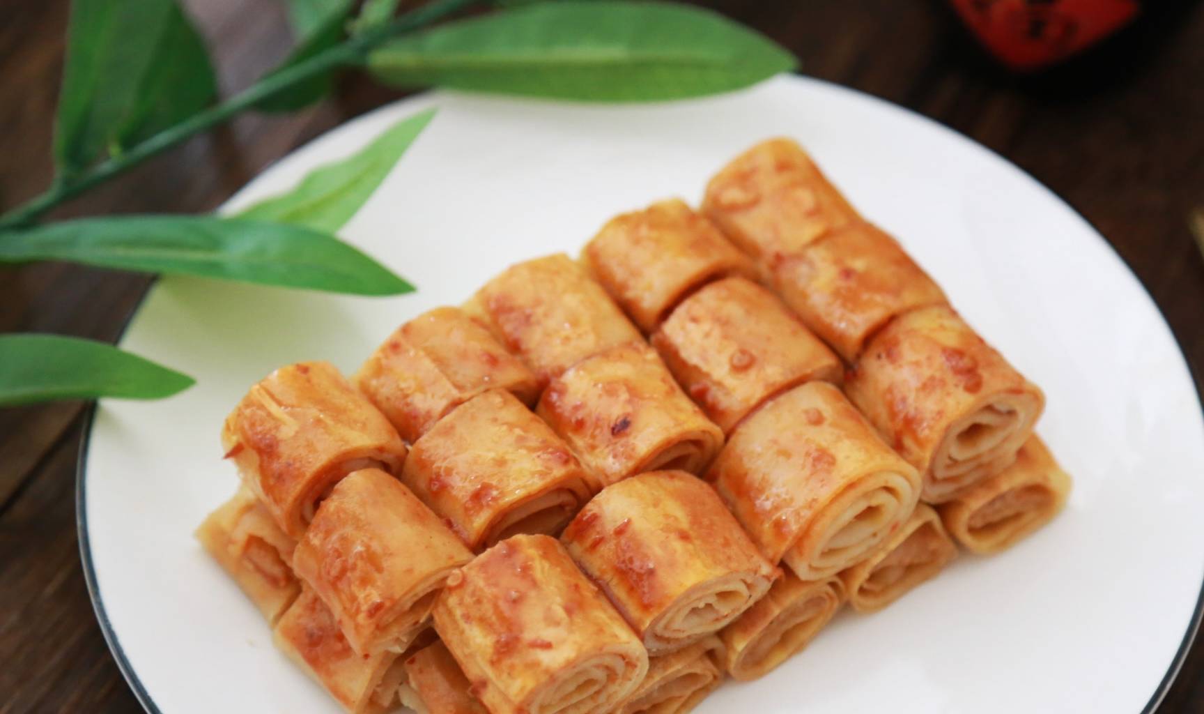 清水|早餐我家如此做,2个鸡蛋一碗面,搅一搅10分钟就上桌,好吃筋道